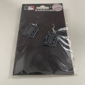 Detroit Tigers earrings